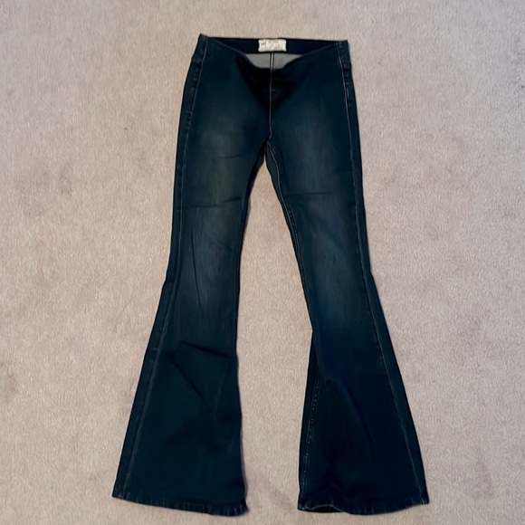 FREE PEOPLE dark wash flare jeans - Picture 1 of 5
